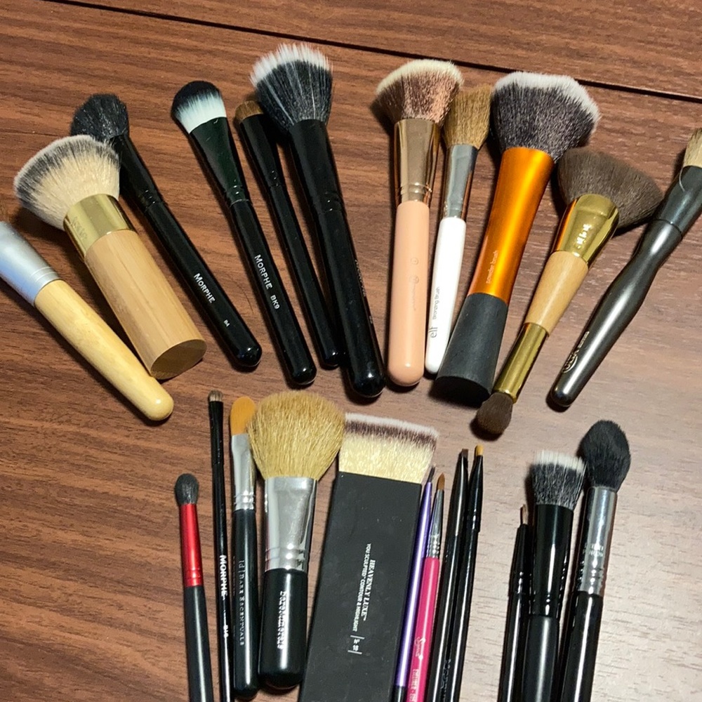 Makeup face and eye brush bundle